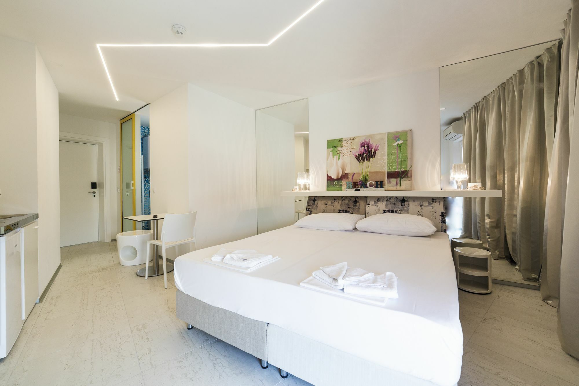 Hotel Pansion Sretno Pasko Sunce Novalja Luaran gambar