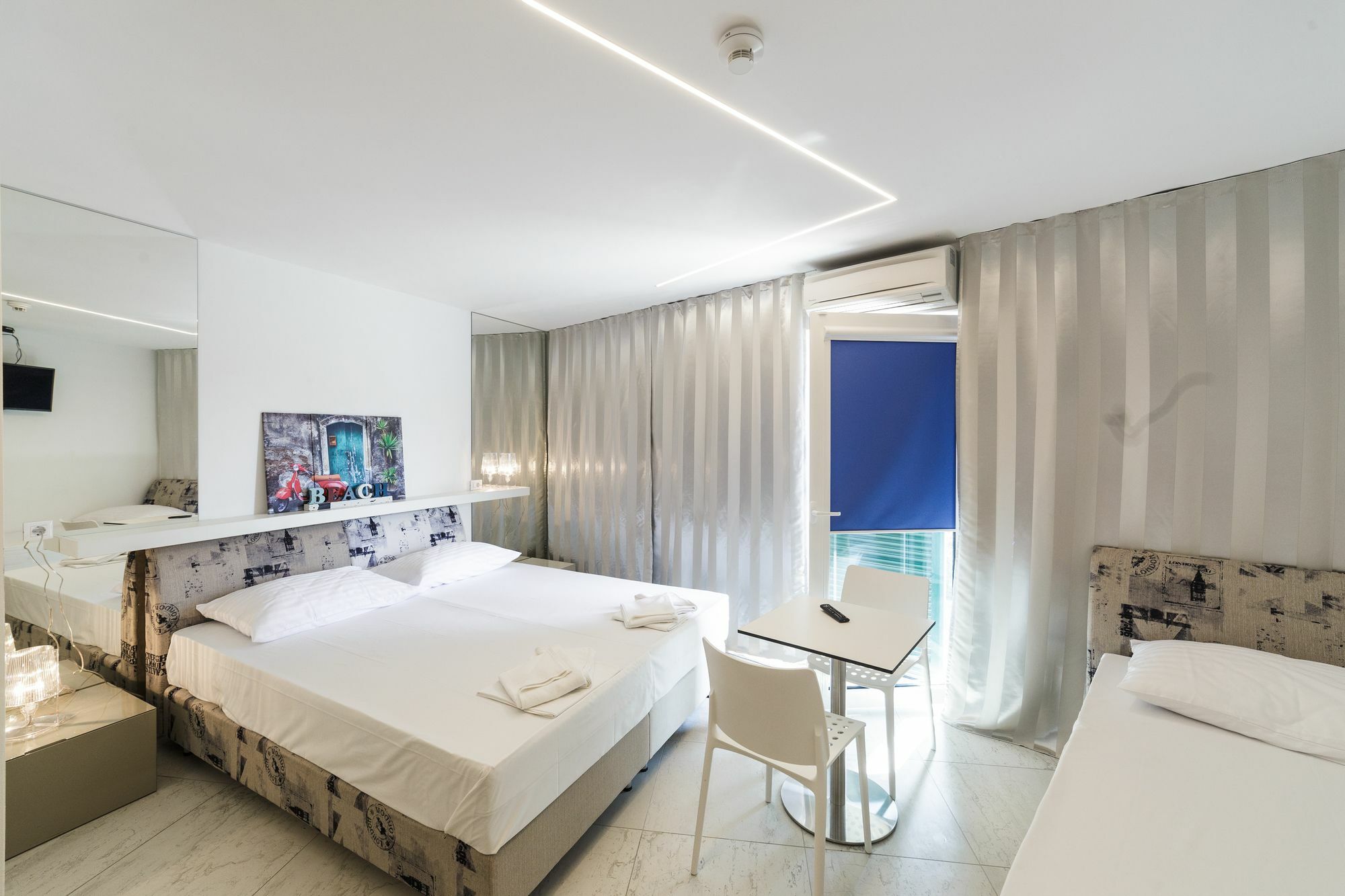 Hotel Pansion Sretno Pasko Sunce Novalja Luaran gambar
